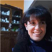 docente di Lingue impartisce lezioni di Inglese e Francese a studenti di scuola secondaria e universitari